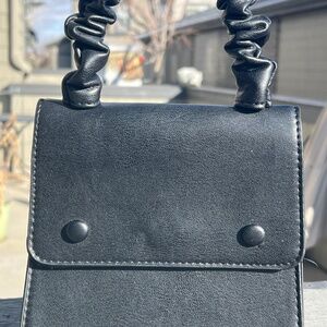 NOATD 8831628 NO. 8833313 Black Leather Bag